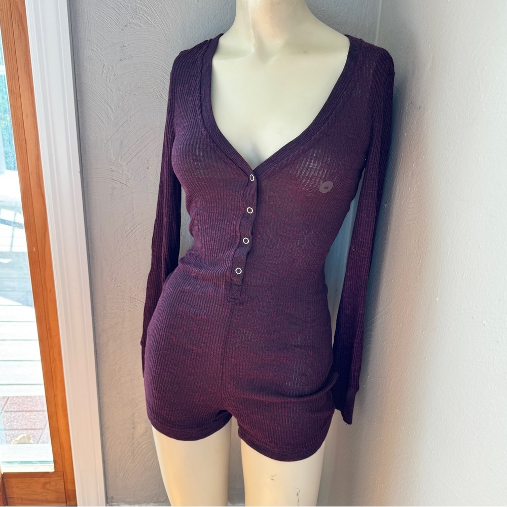 Aeropostale maroon romper size Xs nwt